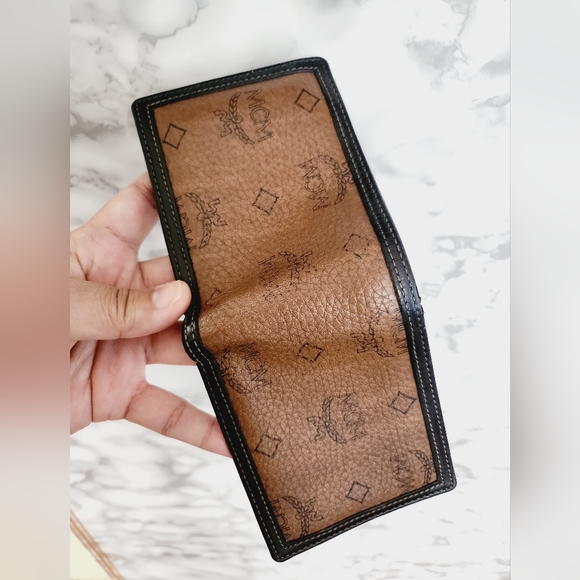 Sold!Original MCM men's wallet - Picture 5 of 9